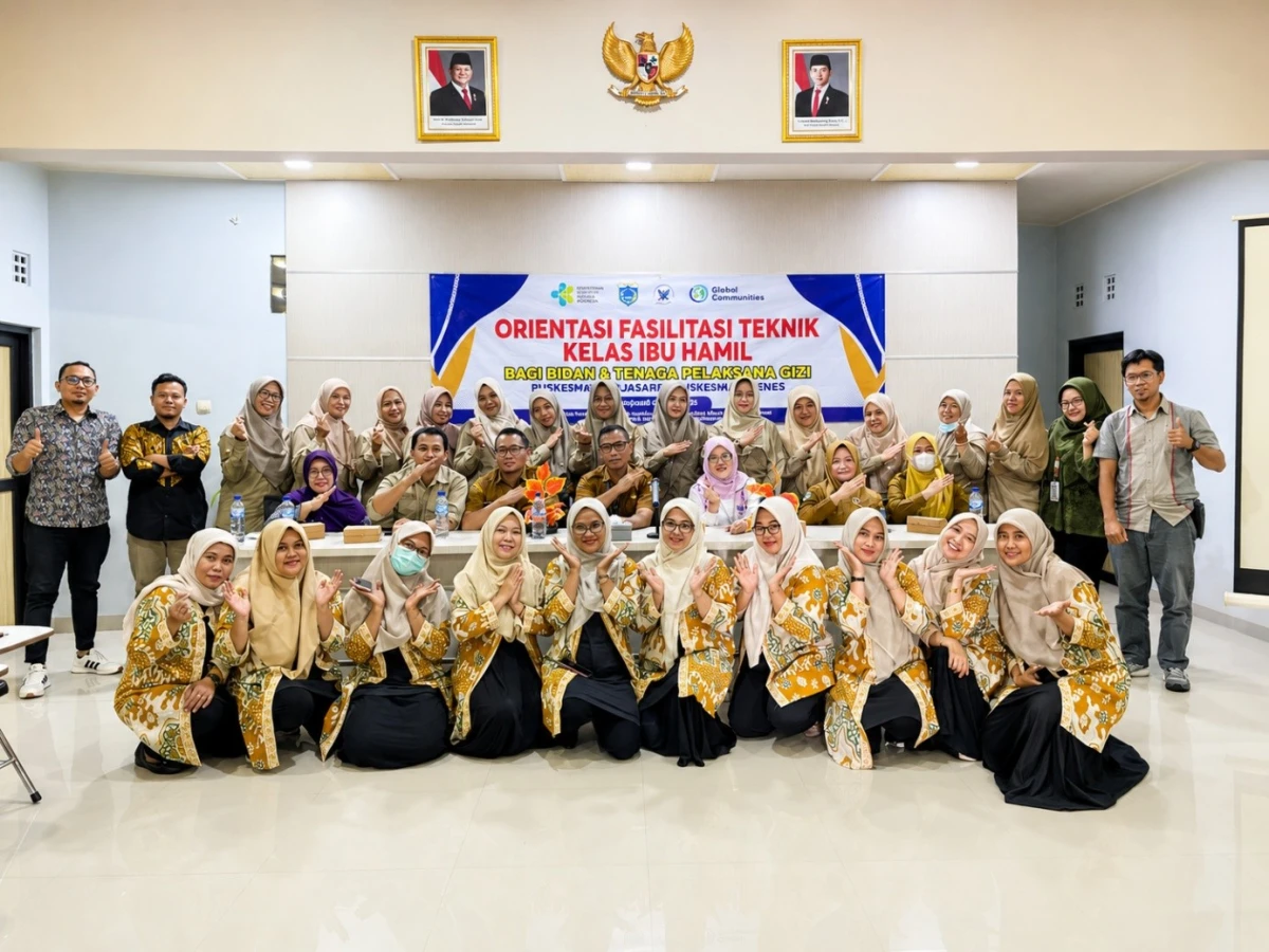 Orientasi Fasilitasi Teknik Kelas Ibu Hamil bagi Bidan dan Tenaga Pelaksana Gizi Puskesmas Majasari dan Puskesmas Menes
